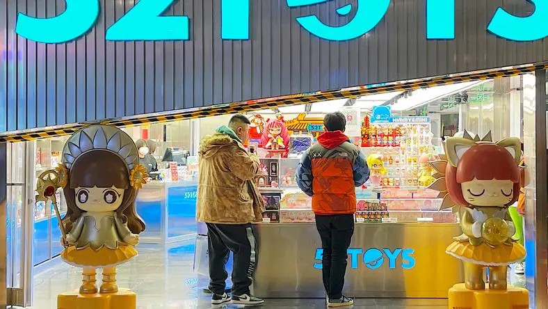 黄子韬卖卫生巾、吴彦祖教英语,背后有一个共同的秘密