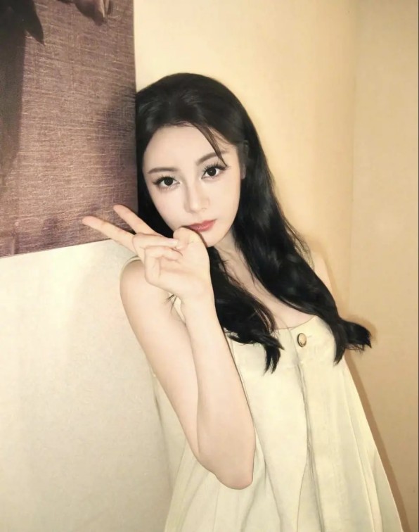 两个反家暴新动作，值得更多喝彩而非指责