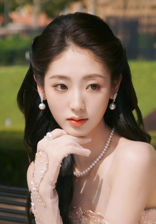 罗永浩的回旋镖：他骂俞敏洪的话术，如今被用来网暴他自己